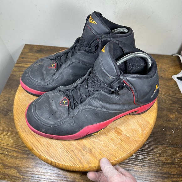 Jordan Melo Black Varsity Red Taxi Basketball Shoes 317154-071 Mens Size 12 main image 8